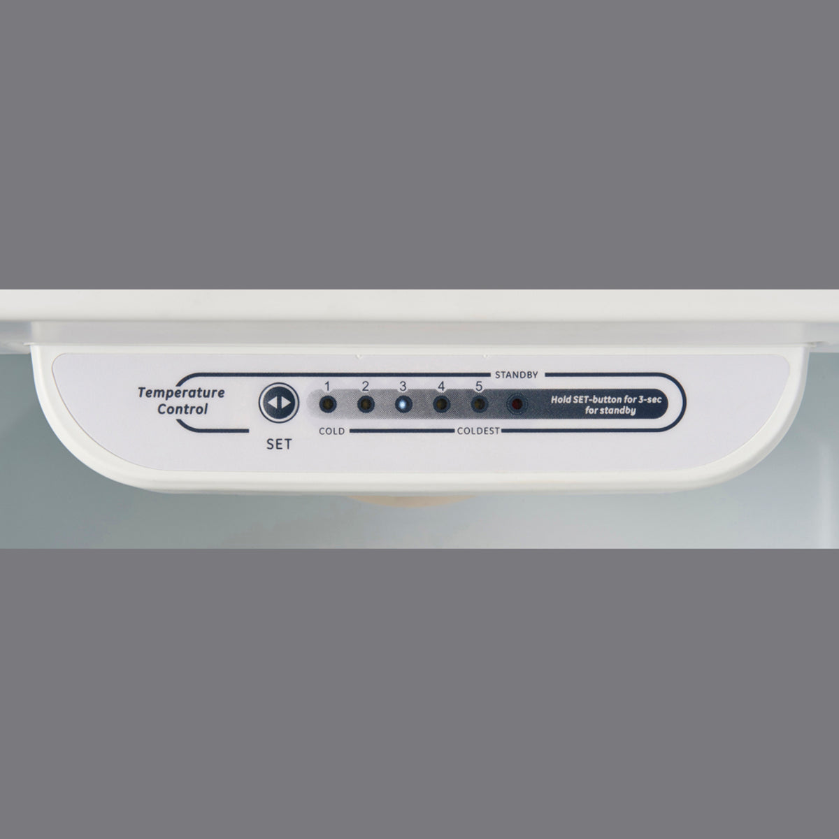 Moffat - 30 Inch 18 cu. ft Top Mount Refrigerator in Stainless - MTE18HSKRSS